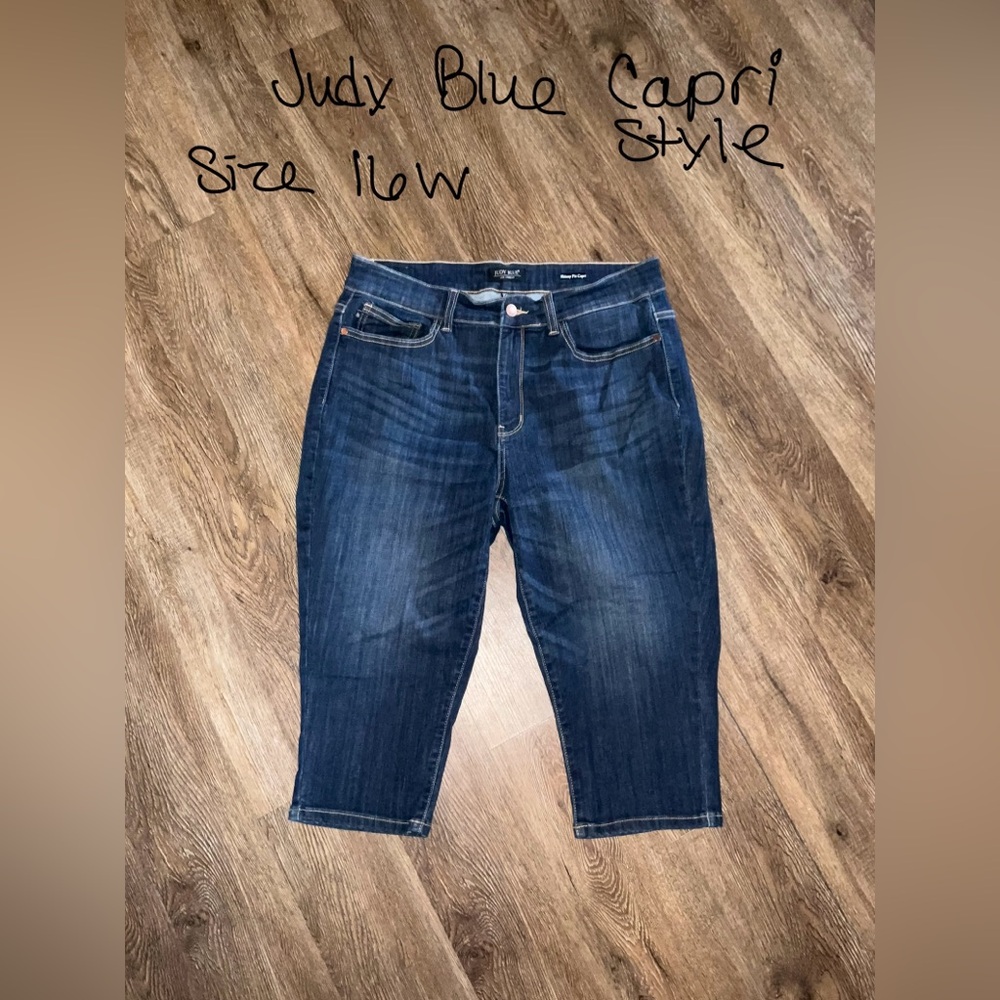 Judy Blue skinny fit capris size 16w
